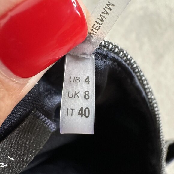 Elie Tahari Women's Career Pencil Skirt Lined Side Zip Pleat Hem Size 4 Grey - Picture 9 of 11